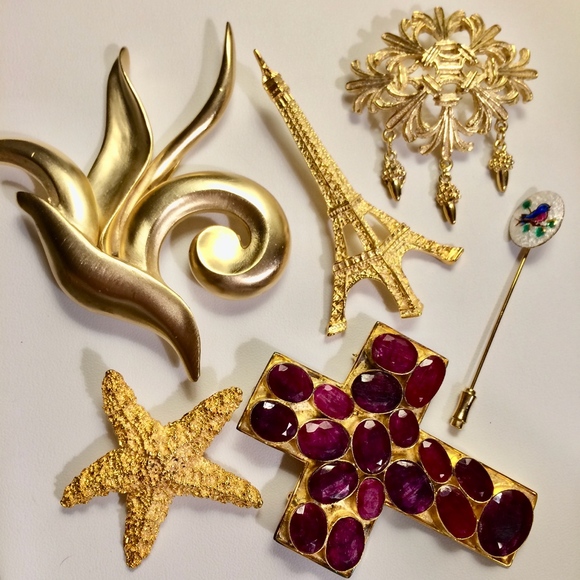 80s Gold-Tone Leaf Brooch - Picture 8 of 8